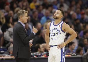 500胜负彩-勇士谈库里昨日超神：他太出色了 37岁时仍有这样的移动&amp;投射水准